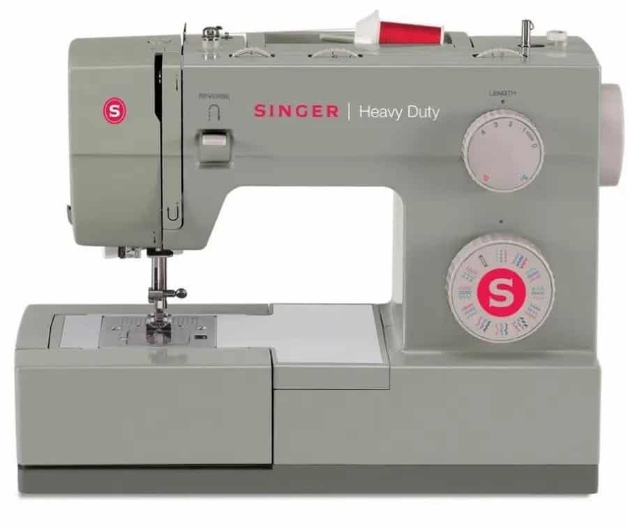 Singer sewing machine 4452 Heavy Duty