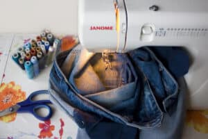 HOW TO THREAD A JANOME SEWING MACHINE